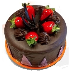 Göz Nuru İle Hazırlanan 6–9 Kişilik Çikolatalı Yaş Pasta